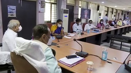 VIJAY RUPANI AND NITIN PATEL MEETING WITH EXPERT DOCTORS IN SURAT AFTER COVID-19 OUTBREAK