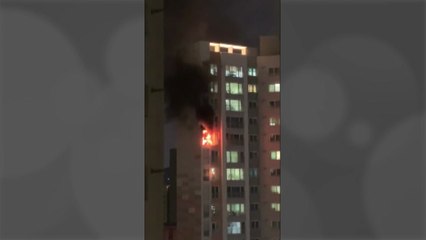 서울 북아현동 아파트에 불...에어컨 실외기 과열 추정 / YTN