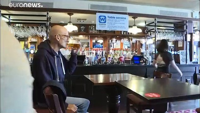 L'Angleterre se déconfine avec la réouverture des bars et des salons de coiffure