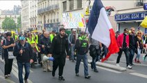 Fransa’da Sarı Yelekliler yeniden sokaklarda