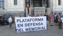 Plataforma en defensa del memorial carga contra Almeida