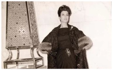 رجاء الجداوي عارضة أزياء أمام سعاد حسني