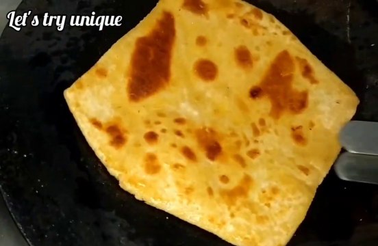 चौकोर पराठा | पराठा कैसे बनाएं | How to make Square Shape Paratha - Different Style Paratha
