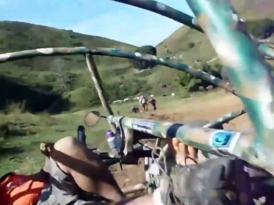 5 tonneaux avec son buggy et il en sort sans une égratignure