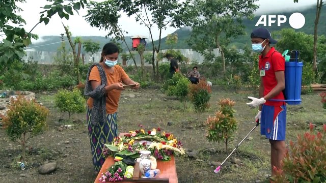 Deslizamento mata garimpeiros em Mianmar
