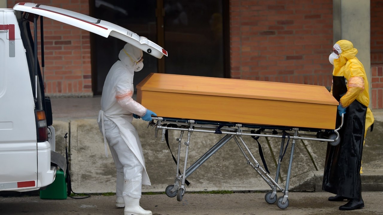 COVID-19 surges in Colombia, doctors fear deaths underreported