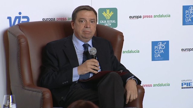 Planas en contra de almacenar aceite de países terceros en España