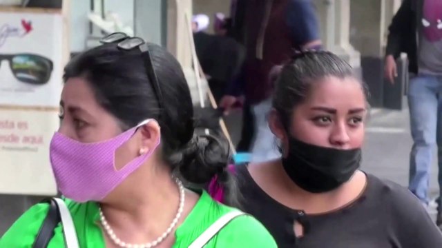 Hundreds of scientists say coronavirus is airborne