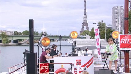 Louane interprète "Donne-moi ton coeur" en live dans #LeDriveRTL2 (03/07/20)