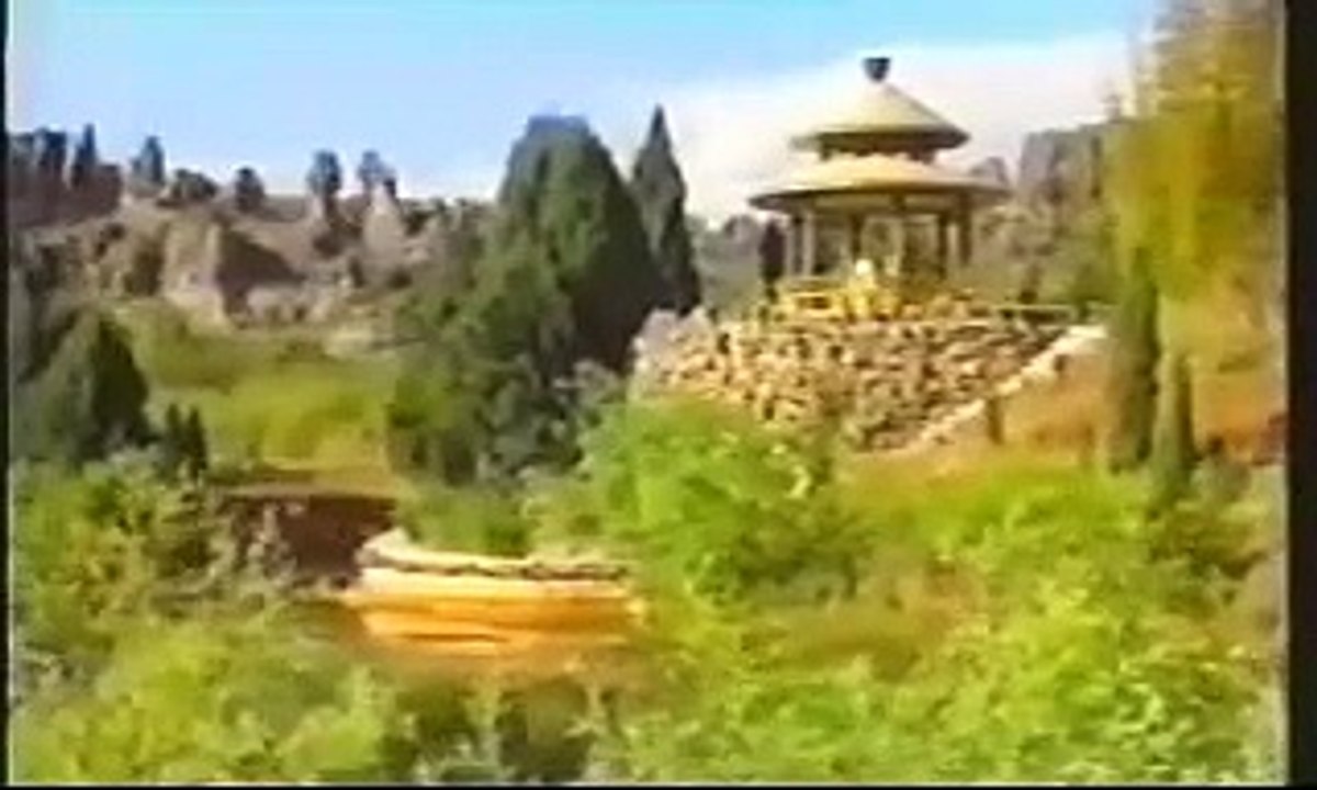 Hlub Nrog Ntxhais Qaum Ntuj 1 2/2