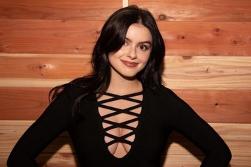 Ariel Winter Channeled Daenerys Targaryen With Her New Ice Blonde Hair