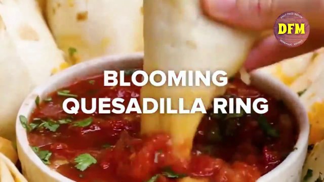 9 Mind-Blowing Food Party Rings