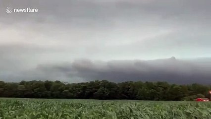 Severe thunderstorms, lightning, wind hit Goldsboro, Maryland