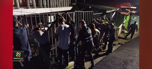tn7-Policía-recibió-1.300-llamadas-por-fiestas-este-fin-de-semana-060720