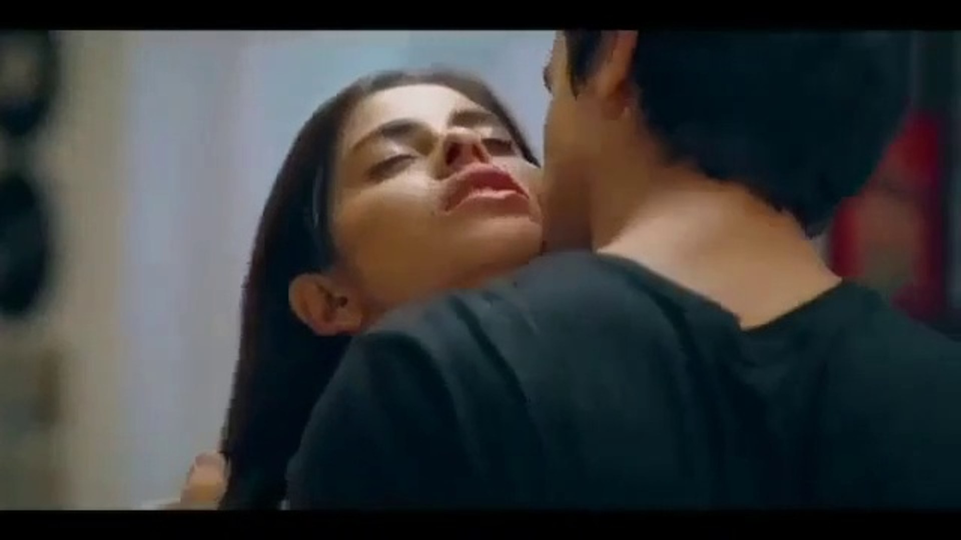 Cute GF & BF love status_Kissing Romantic status_for whats app status