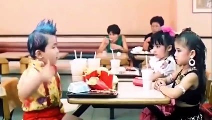 Mã lộ tiểu anh hùng 1 – Cậu bé giỏi võ – Cậu bé can đảm - Truyện Phim Của Tui