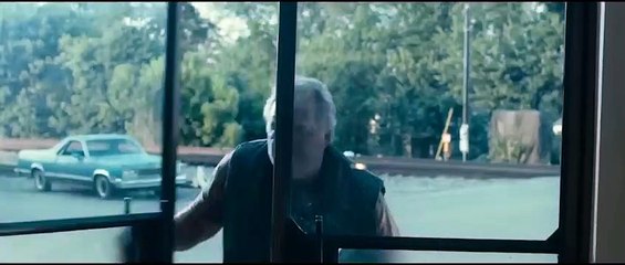 Emilia Clarke, yeni filmi "Above Suspicion"da hayranlarını şaşırtacak