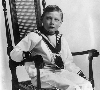 Voici des rares photos du Prince John : ce prince dissimulé par la famille royale britannique