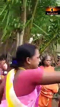 சப் இன்ஸ்பெக்டர் கன்னத்தில் ஓங்கி அறை விட்ட பெண்.. கணவனை விசாரிக்காமல் தாக்கியதால் ஆவேசம்.. வீடியோ!