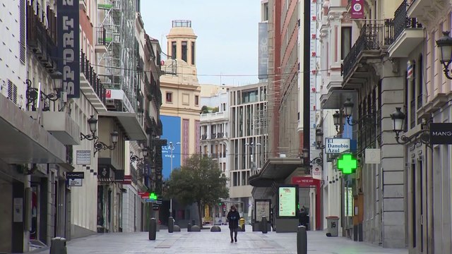 Bruselas empeora hasta el 10,9% el desplome de la economía española