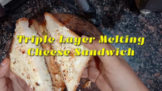Triple Layer Melting Cheese Sandwich || Cheese Sandwich Recipe On Tawa || Melting Cheese || Fatima's Recipe World