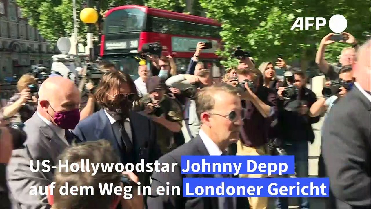 Johnny Depp verklagt Boulevardblatt in London