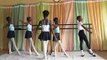 Un danseur nigérian enseigne le ballet dans un quartier populaire de Lagos