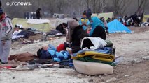 Грецию обвиняют в применении силы к мигрантам на границе с Турцией