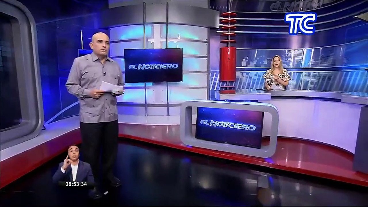 Dueños de locales denuncian falta de fiscalización en centro comercial donde laboran en Quito