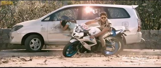 Video herunterladen: Allu Arjun's Entry Scene As Police Officer _ Blockbuster Action & Fight Scene Of Allu Arjun _ Action_||Ultimate cinema||