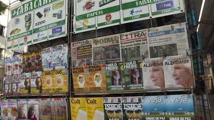 Brasileiros comentam teste positivo de Bolsonaro