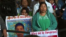 México identifica restos de uno de los 43 estudiantes desaparecidos de Ayotzinapa