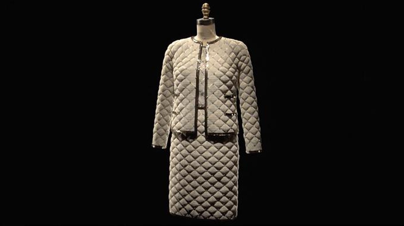 Manus x Machina: Fashion in an Age of Technology | Met Fashion