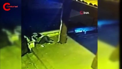 İstanbul’da cami avlusunda dehşet anları kamerada