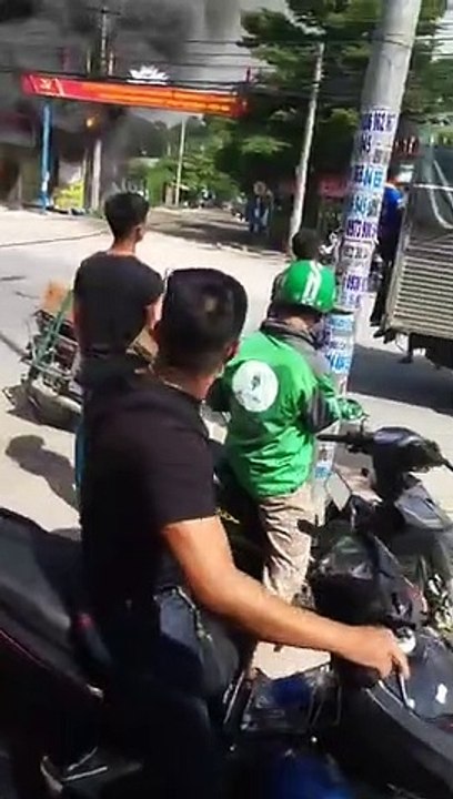Cháy tiệm cầm đồ cả gia đình chết cháy ở Bình Dương