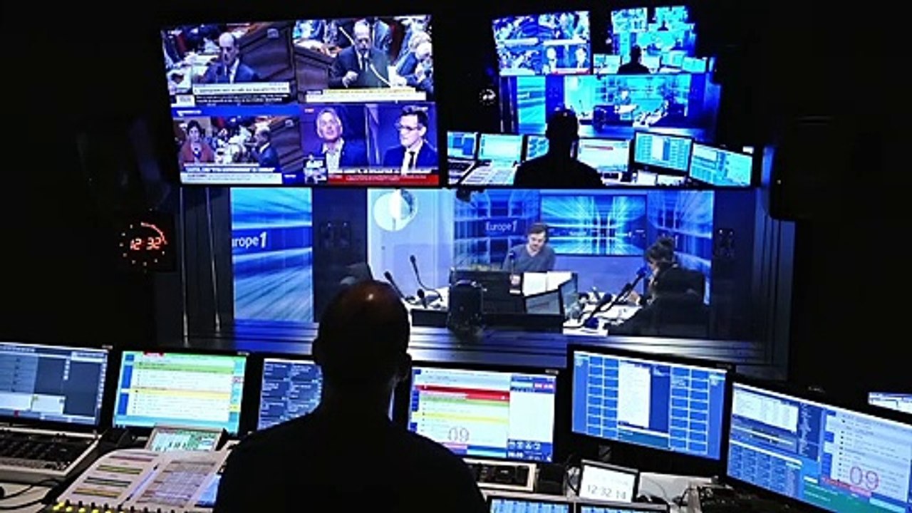 Première séance de questions mouvementée pour le gouvernement à l'Assemblée