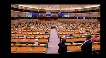 Puigdemont s'adreça a Angela Merkel en el Parlament Europeu