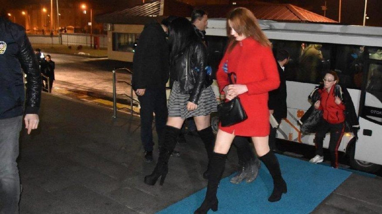 Yabancı kadınlara zorla fuhuş yaptıran çeteye operasyon