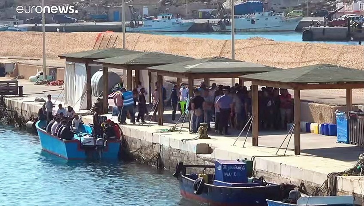 Λαμπεντούζα: Πάνω από 500 μετανάστες αφίχθησαν σε 48 ώρες