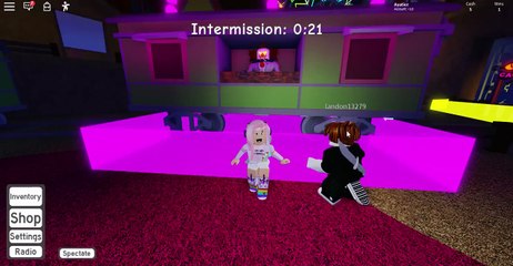 I SAW A CLOWN! IN ROBLOX!