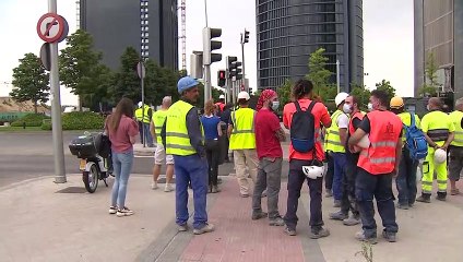 Desalojan el rascacielos Caleido por un escape de gas