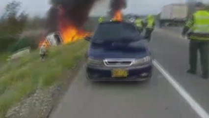 Ascienden a 21 los muertos por incendio de camión cisterna en Colombia