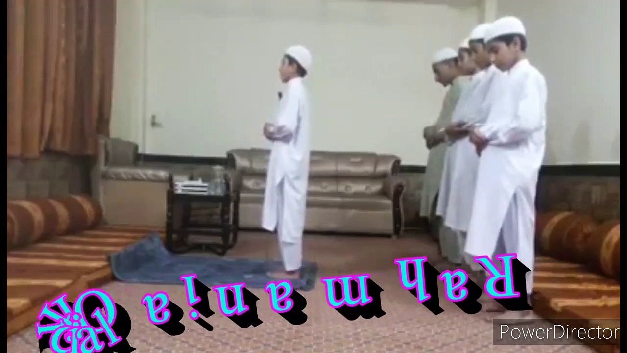 اس بچہ نے تراویح کی مشق کرتے ہوئے کیا ہی بہترین انداز میں تلاوت کی ہے۔ | سنتے ہی رہ جائیں گے