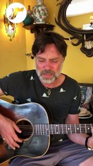 Rufus Wainwright suona per Rockol “Only The People That Love”