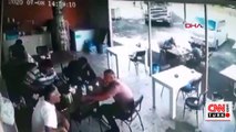 Son Dakika: Freni boşalan TIR lokantaya girdi, müşteriler son anda kurtuldu | Video