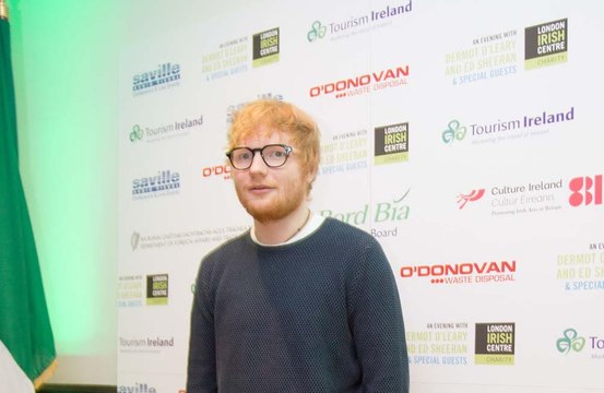 Ed Sheeran planeja investir em mais propriedades no Reino Unido