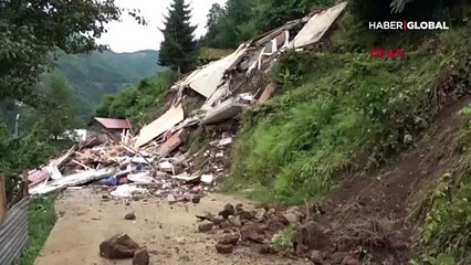 Doğu Karadeniz'de sağanak sel ve heyelana yol açtı! Ev çöktü, yollar kapandı