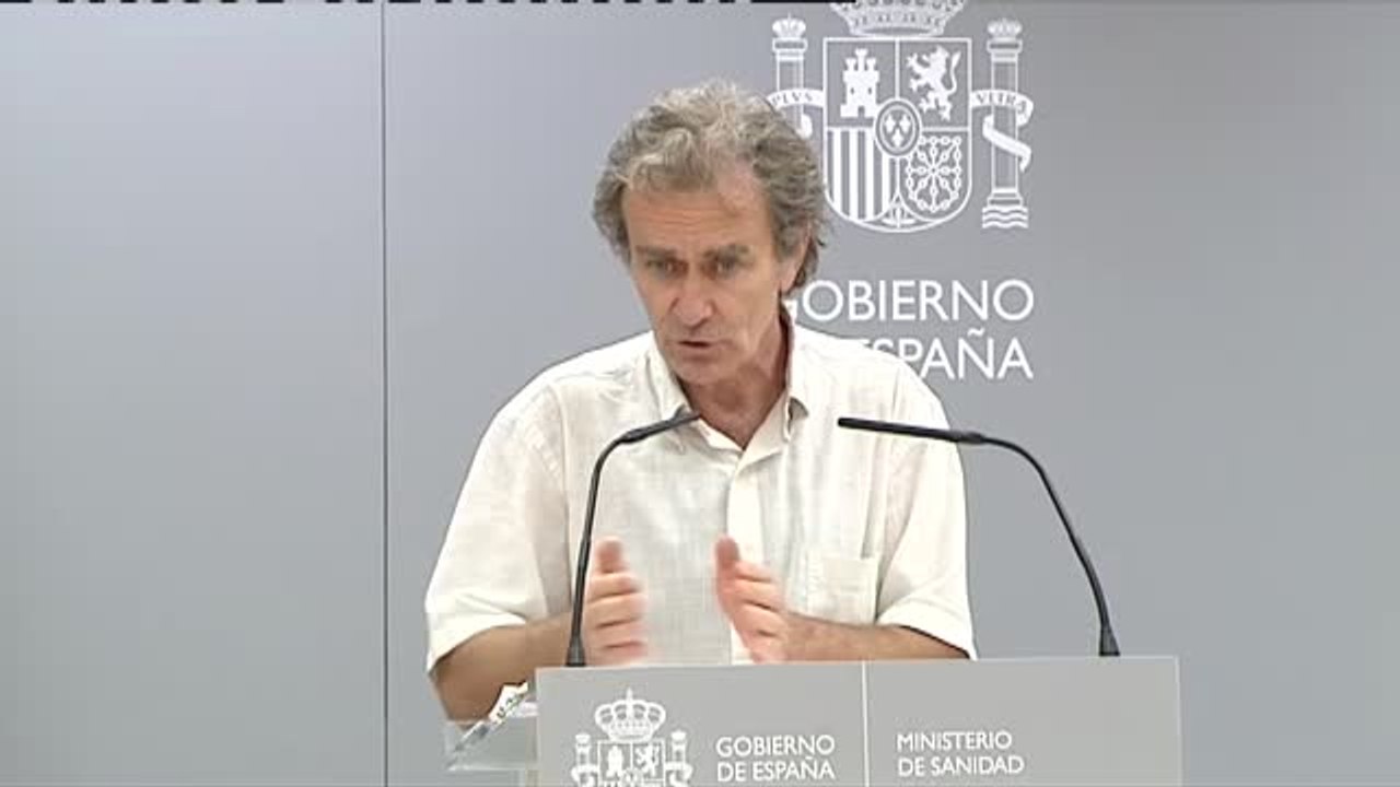 Simón: "No estoy seguro de que ahora mismo confinar en las casas vaya a tener un impacto mayor"