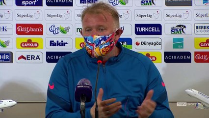 Скачать видео: Maçın ardından - Hes Kablo Kayserispor Teknik Direktörü Prosinecki - RİZE