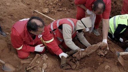 جرائم حفتر بحق شعبه.. هل سترسم النهاية لطموحه السياسي؟